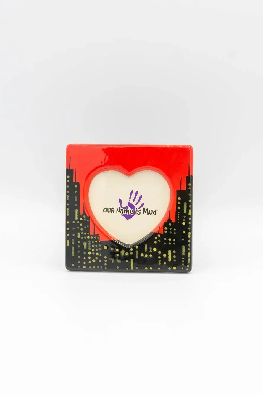 Vintage OUR NAME IS MUD Heart Picture Frame City Skyline Red Lorrie Veasey Y2K